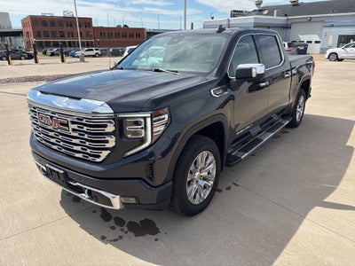 2022 GMC Sierra 1500 4WD Crew Cab Short Box Denali
