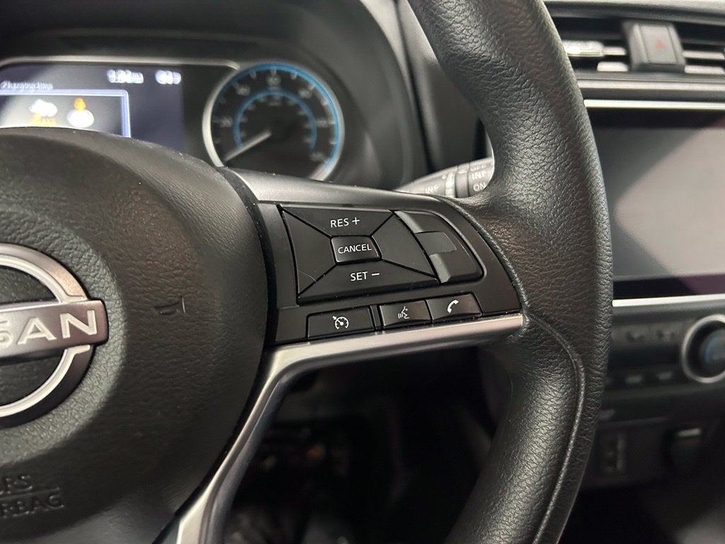 2025 Nissan LEAF S