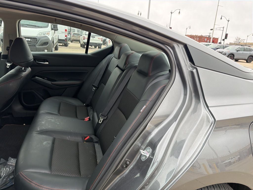 2025 Nissan Altima SR FWD