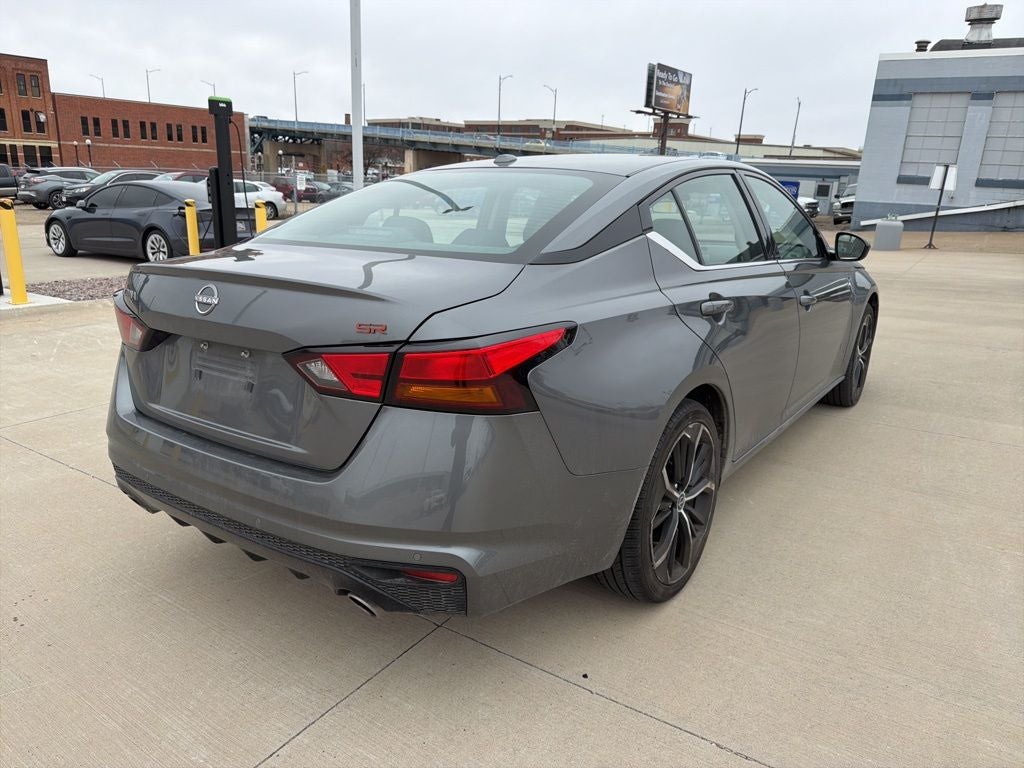 2025 Nissan Altima SR FWD