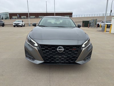 2025 Nissan Altima SR FWD