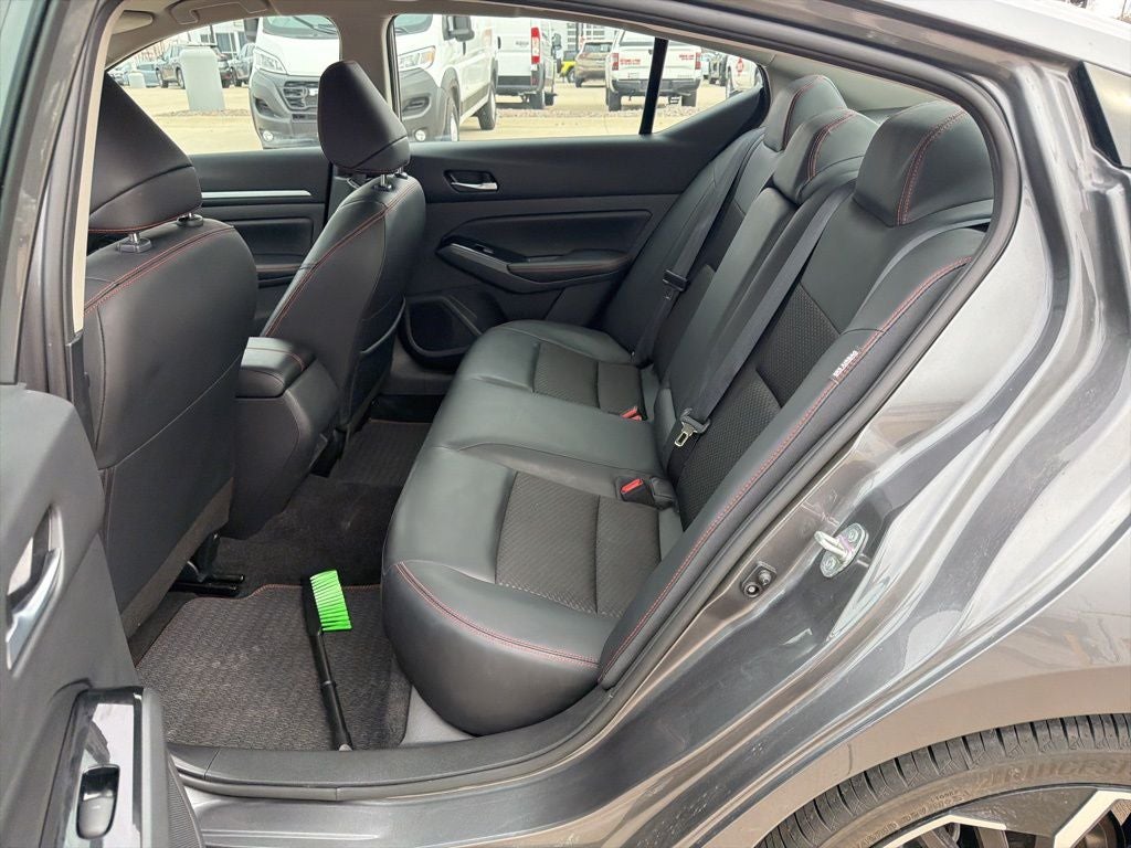 2025 Nissan Altima SR FWD