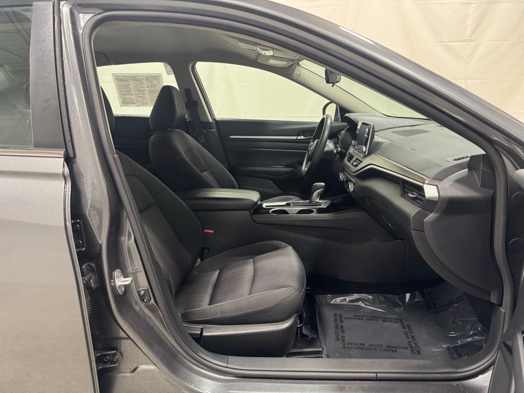 2023 Nissan Altima SV FWD