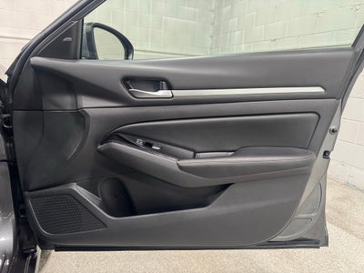 2023 Nissan Altima SV FWD