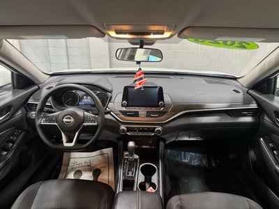 2023 Nissan Altima SV FWD