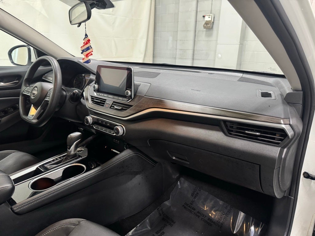 2023 Nissan Altima SV FWD