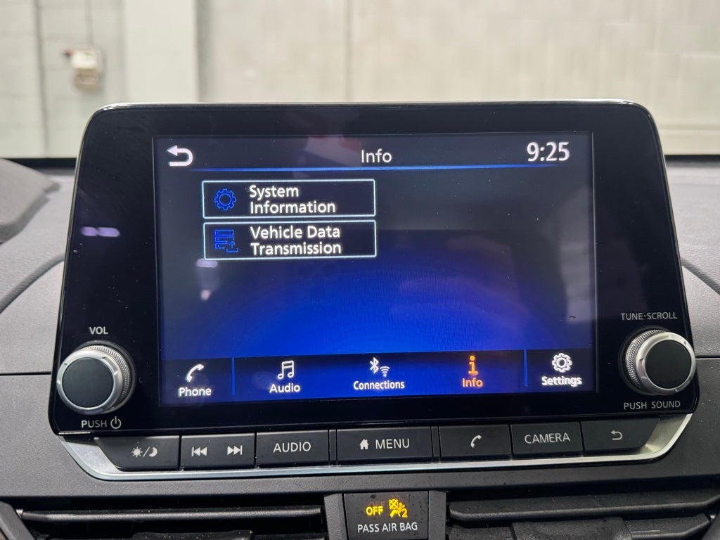 2023 Nissan Altima SV FWD