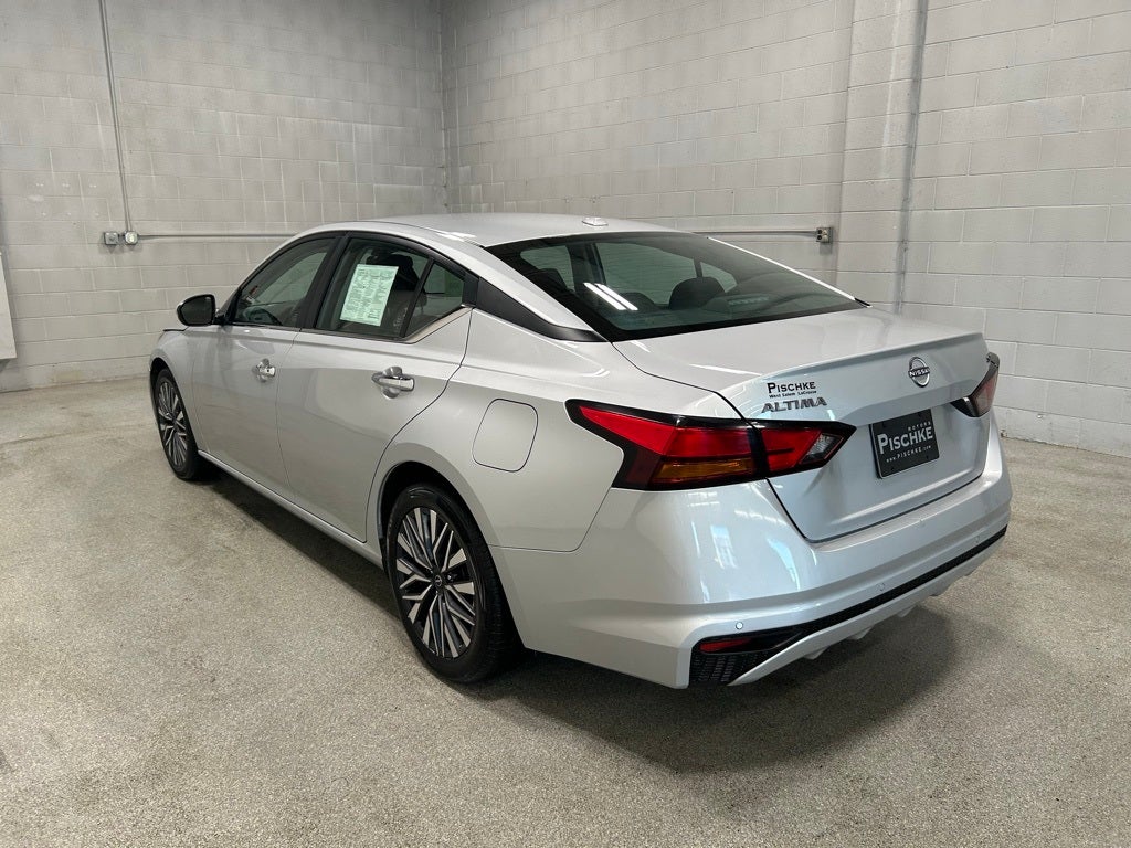 2023 Nissan Altima SV FWD