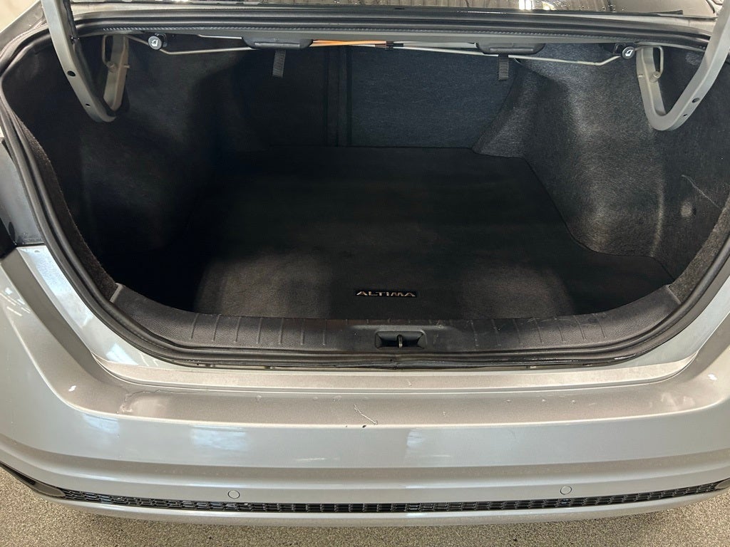 2023 Nissan Altima SV FWD