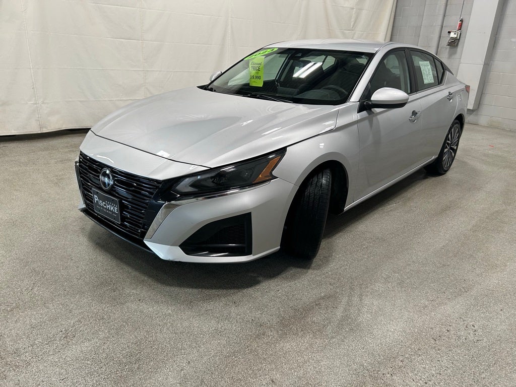 2023 Nissan Altima SV FWD