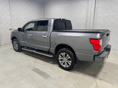 2019 Nissan TITAN SL