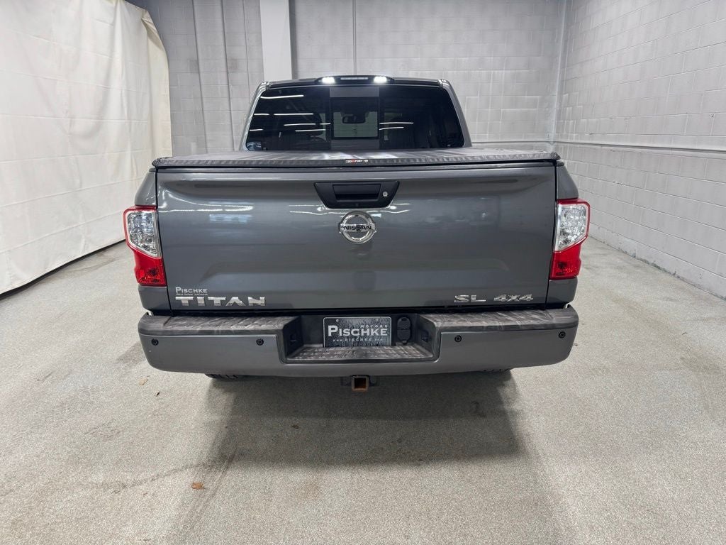 2019 Nissan TITAN SL