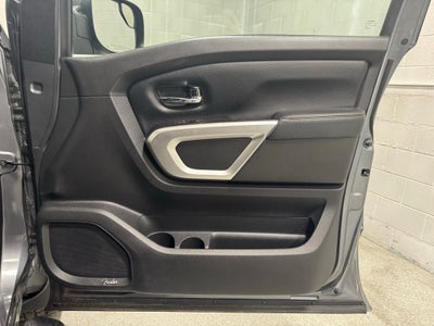 2019 Nissan TITAN SL