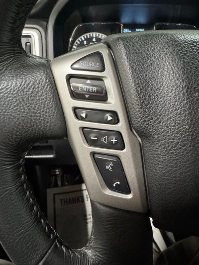 2019 Nissan TITAN SL