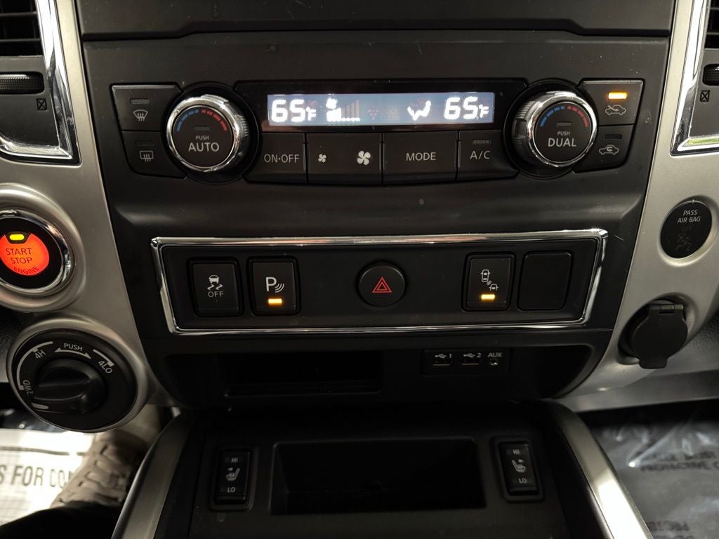 2019 Nissan TITAN SL