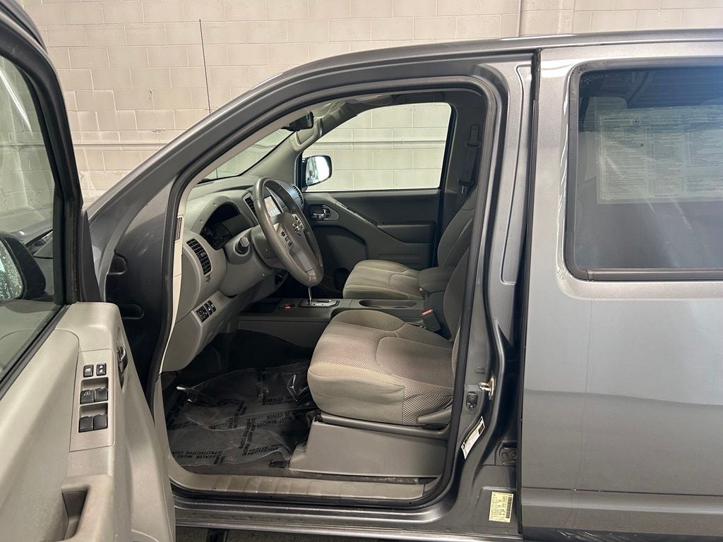 2020 Nissan Frontier Crew Cab SV 4x4