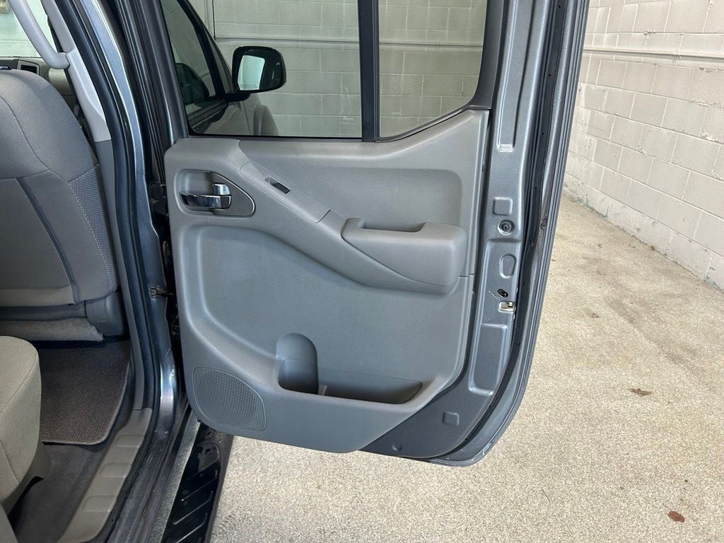 2020 Nissan Frontier Crew Cab SV 4x4