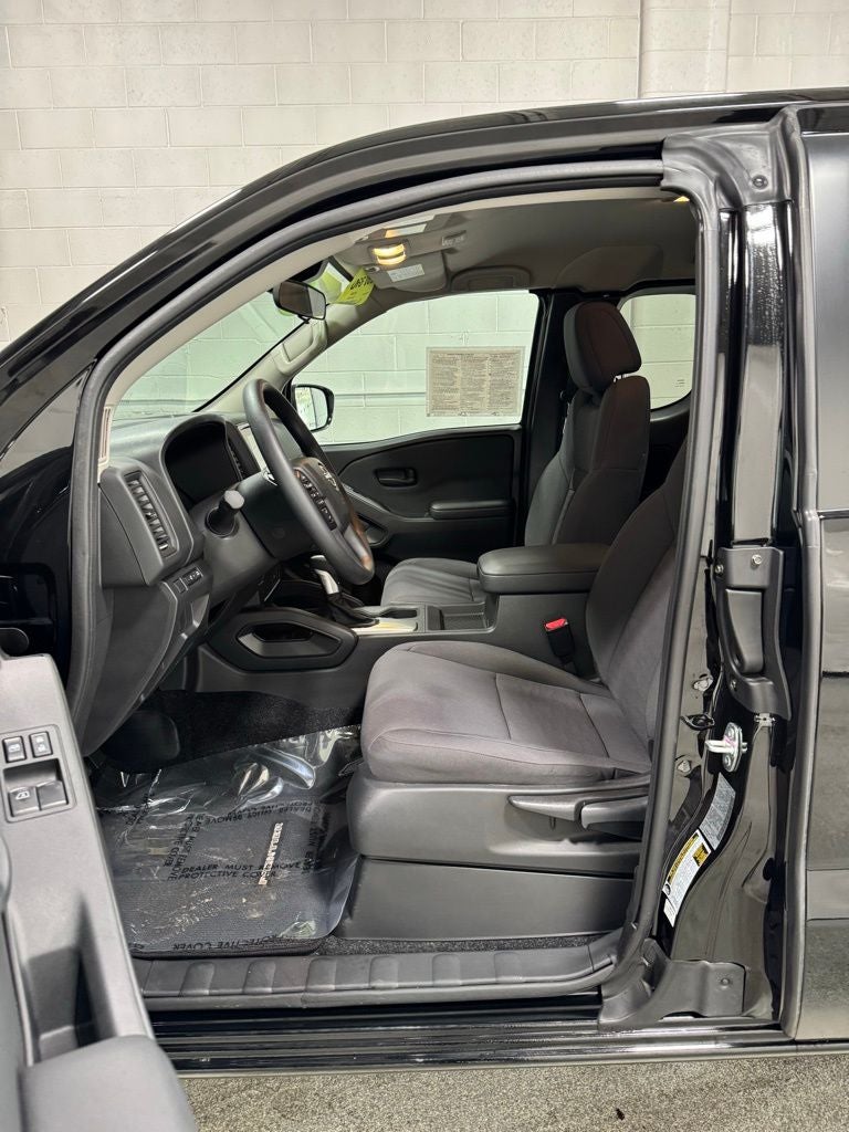 2024 Nissan Frontier King Cab S 4x4