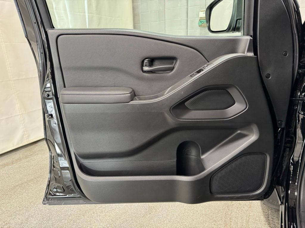 2024 Nissan Frontier King Cab S 4x4