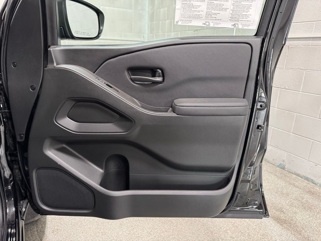 2024 Nissan Frontier King Cab S 4x4