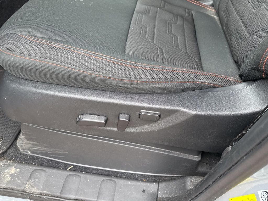 2025 Nissan Frontier Crew Cab PRO-4X 4x4