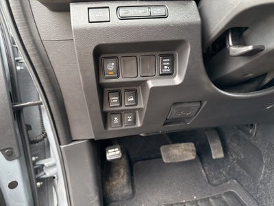 2025 Nissan Frontier Crew Cab PRO-4X 4x4