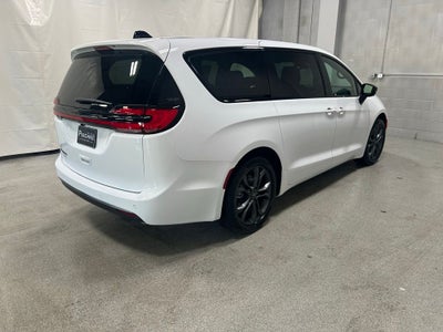 2026 Chrysler Pacifica PACIFICA SELECT