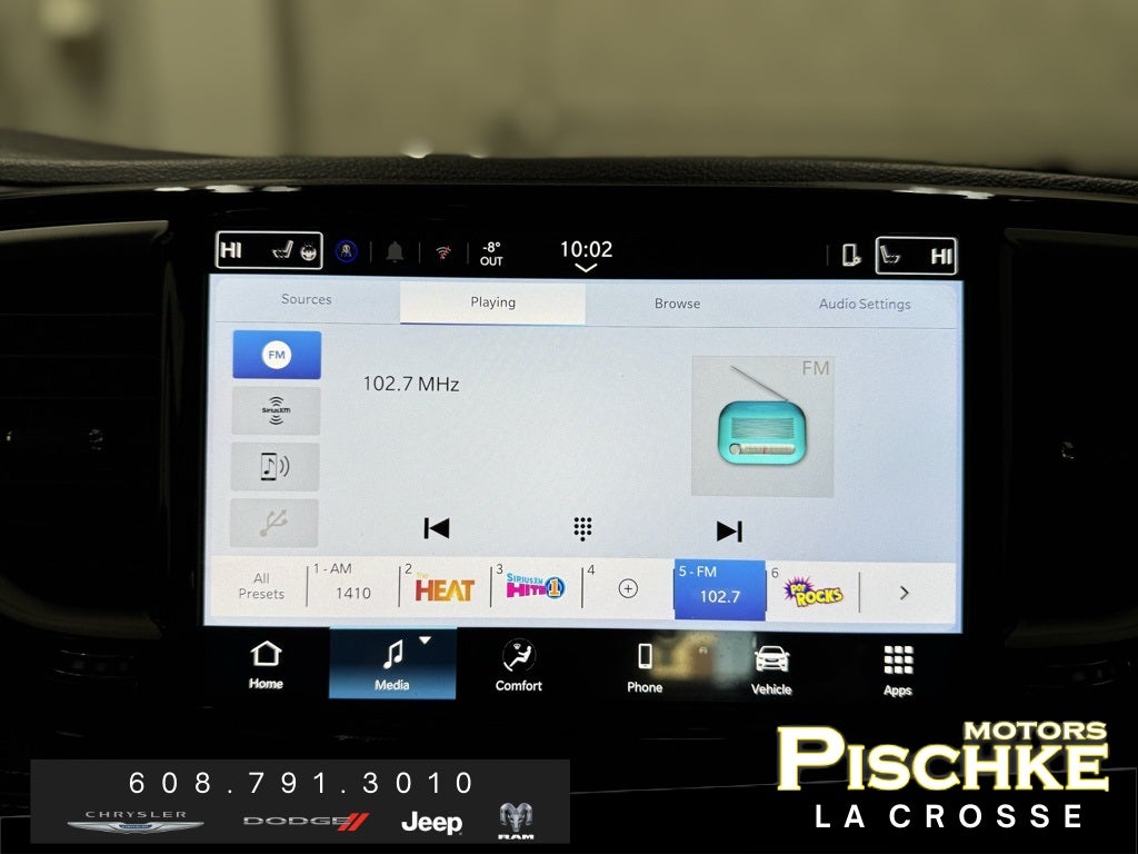 2025 Chrysler Pacifica Select