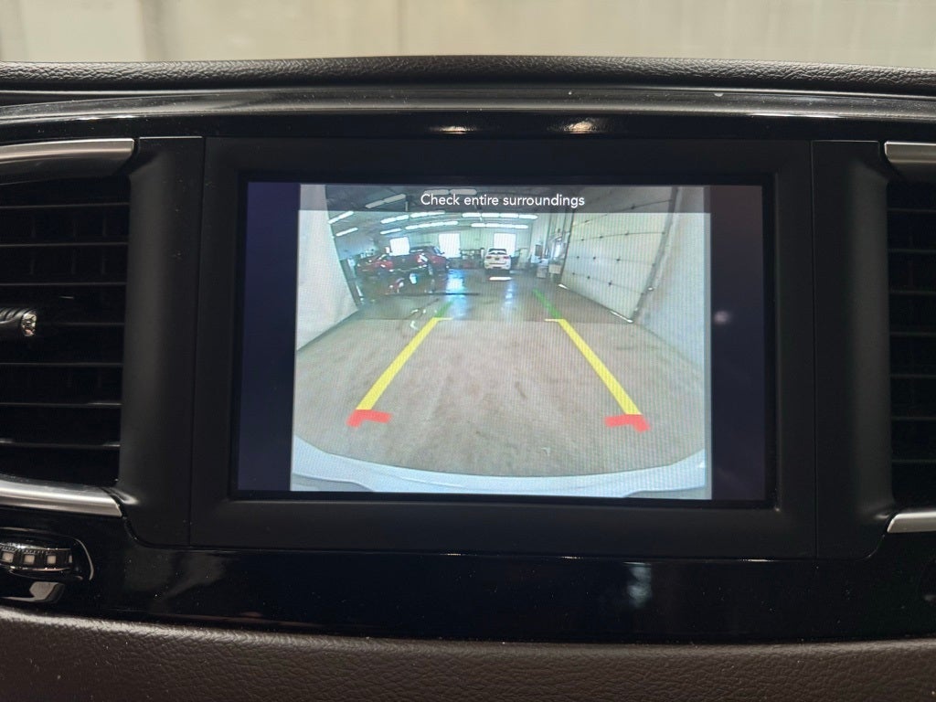 2020 Chrysler Pacifica Touring L