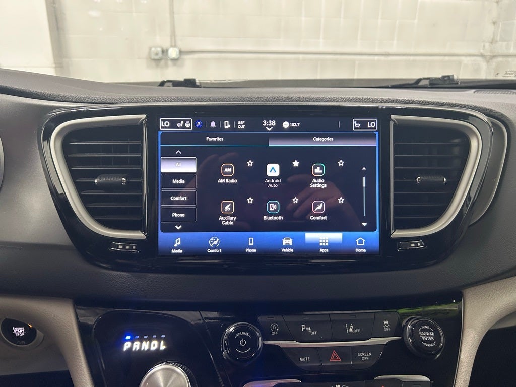 2024 Chrysler Pacifica Touring L