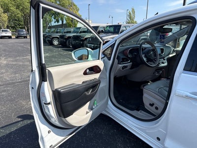 2020 Chrysler Pacifica Limited