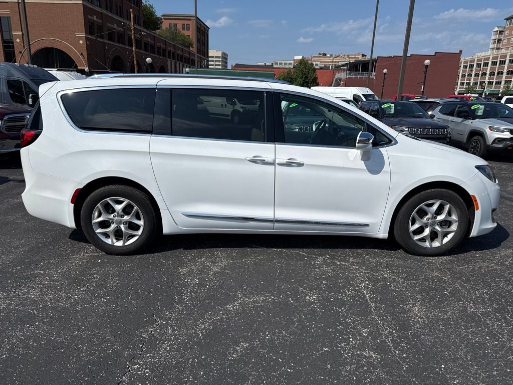 2020 Chrysler Pacifica Limited