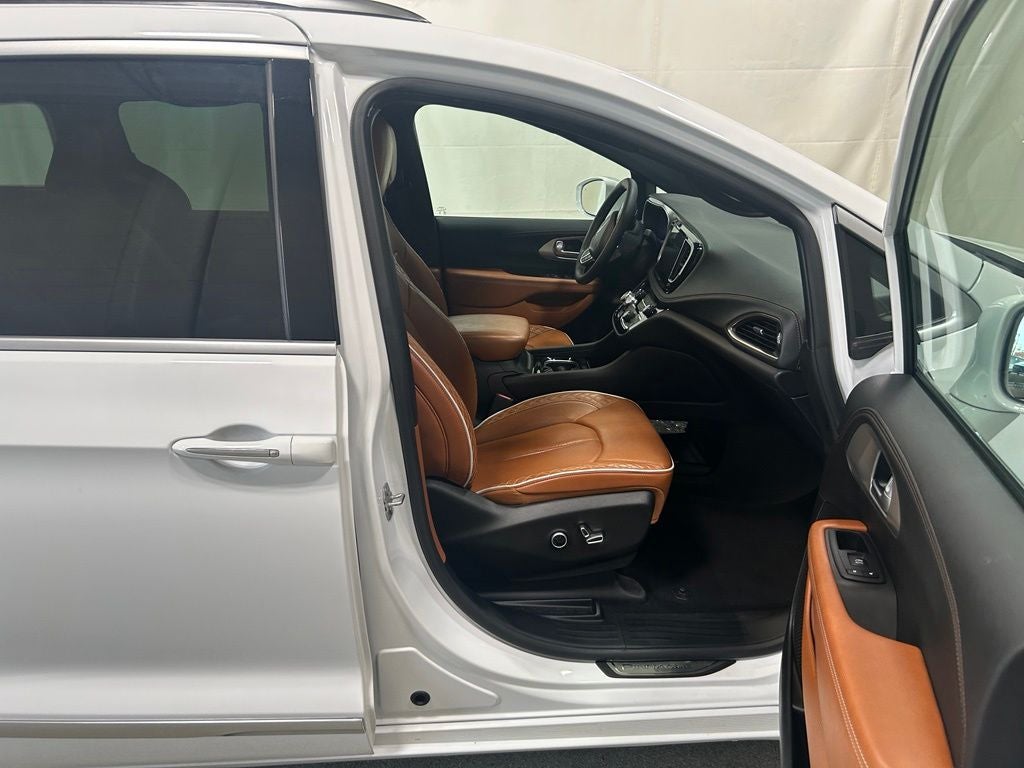 2024 Chrysler Pacifica Pinnacle