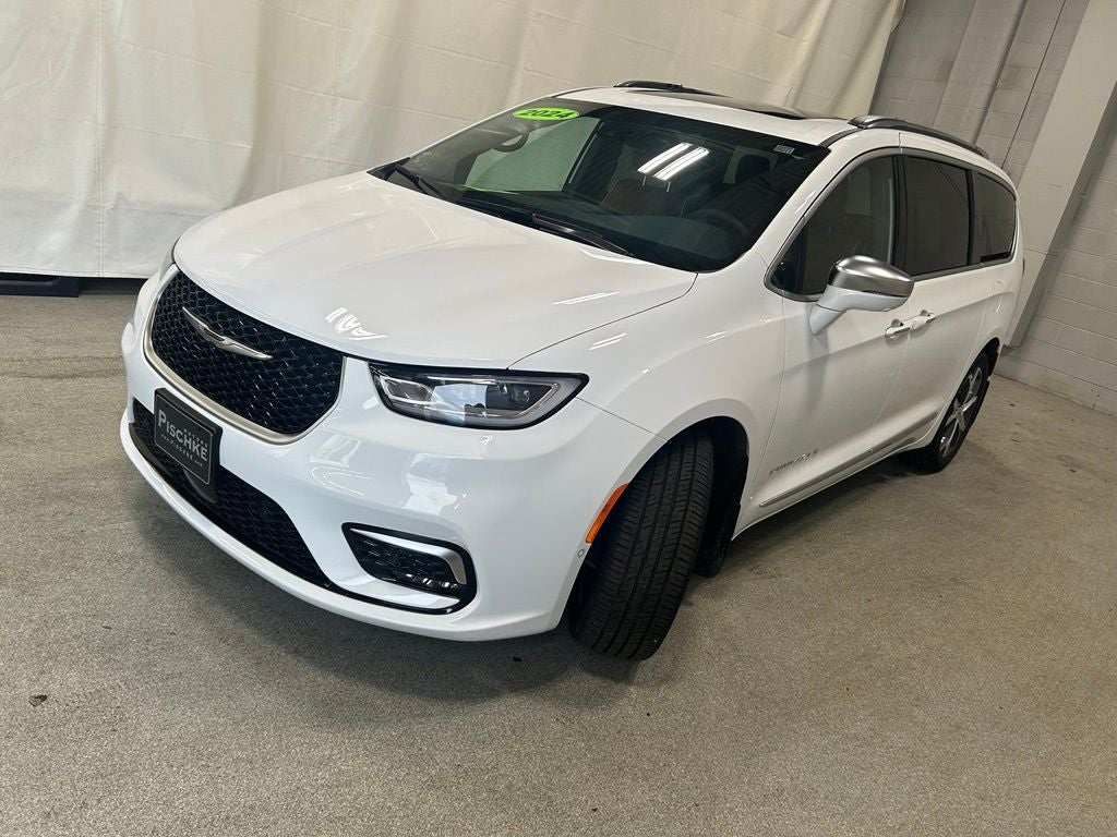 2024 Chrysler Pacifica Pinnacle