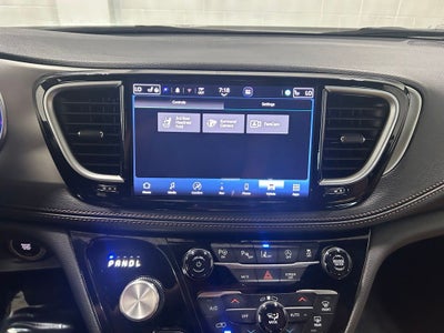 2024 Chrysler Pacifica Pinnacle