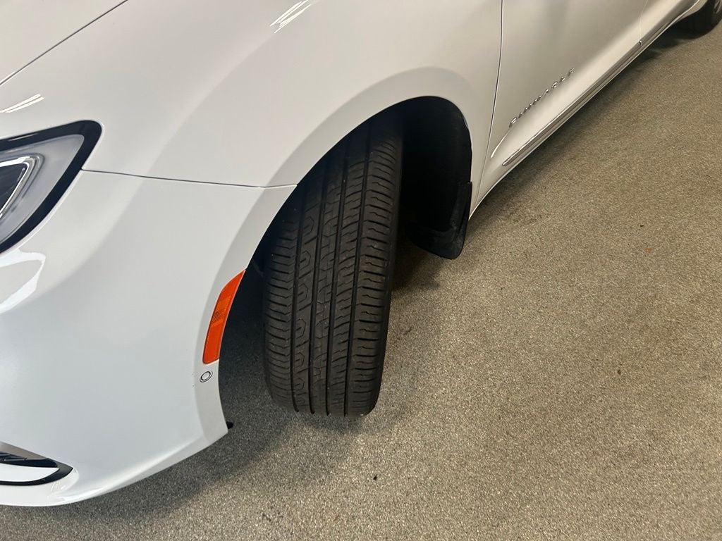 2024 Chrysler Pacifica Pinnacle