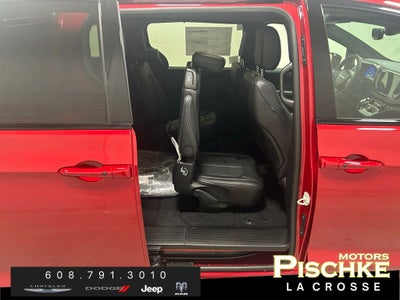 2026 Chrysler Pacifica PACIFICA SELECT AWD