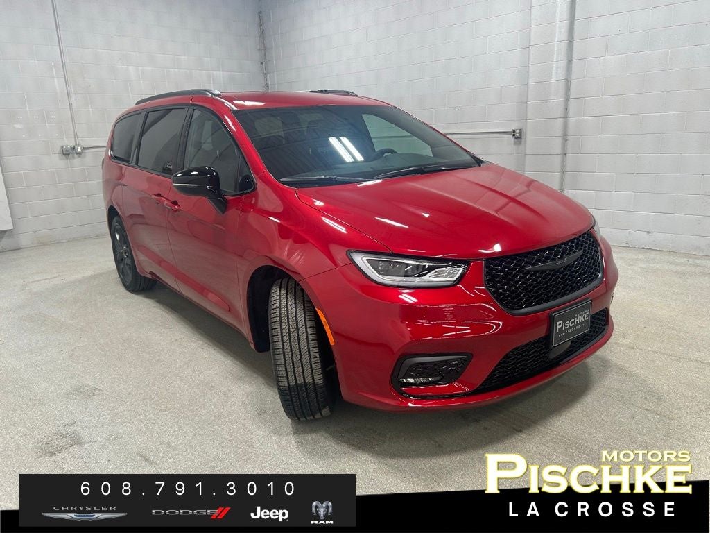 2026 Chrysler Pacifica PACIFICA SELECT AWD