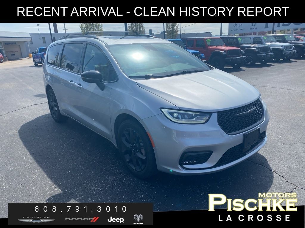2023 Chrysler Pacifica Limited AWD
