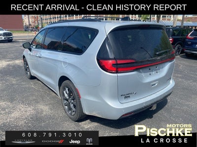 2023 Chrysler Pacifica Limited AWD