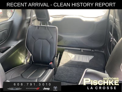 2023 Chrysler Pacifica Limited AWD