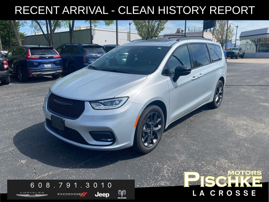 2023 Chrysler Pacifica Limited AWD