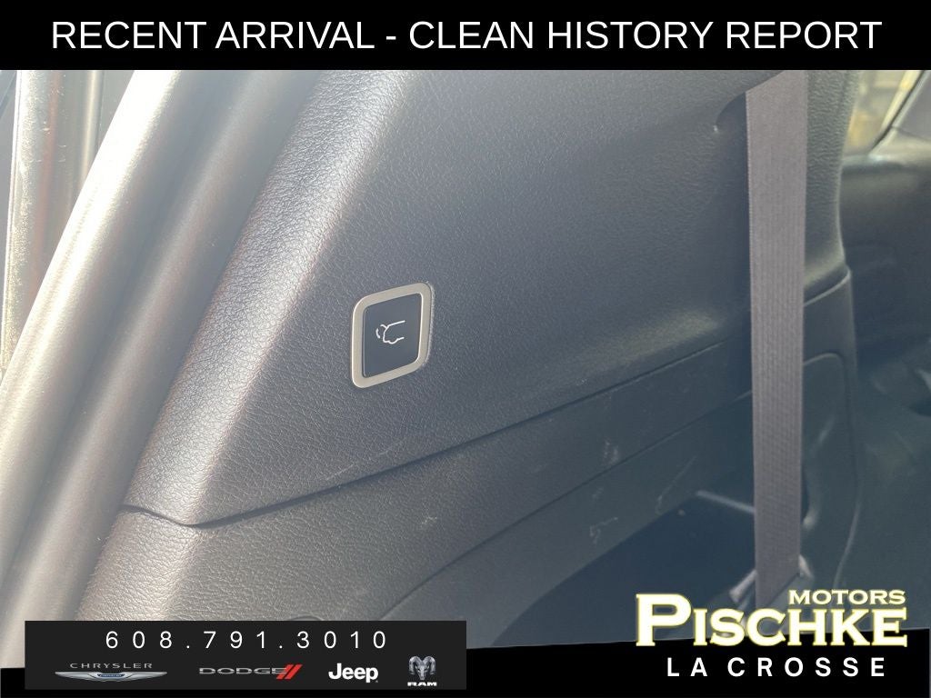 2023 Chrysler Pacifica Limited AWD