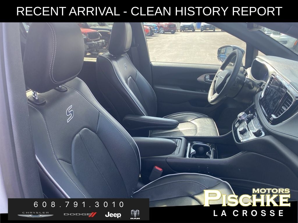 2023 Chrysler Pacifica Limited AWD