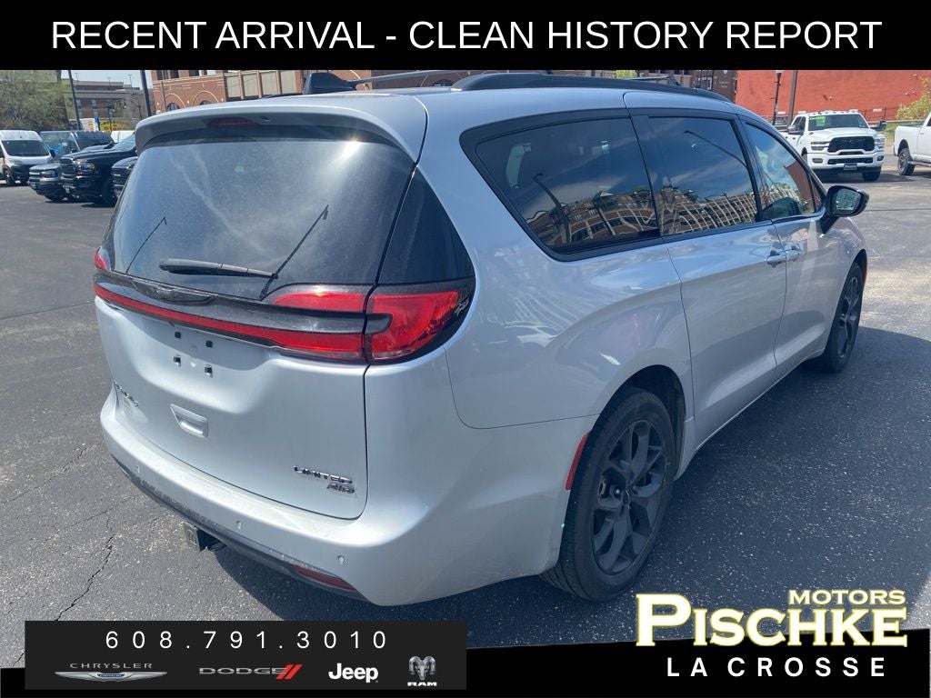 2023 Chrysler Pacifica Limited AWD