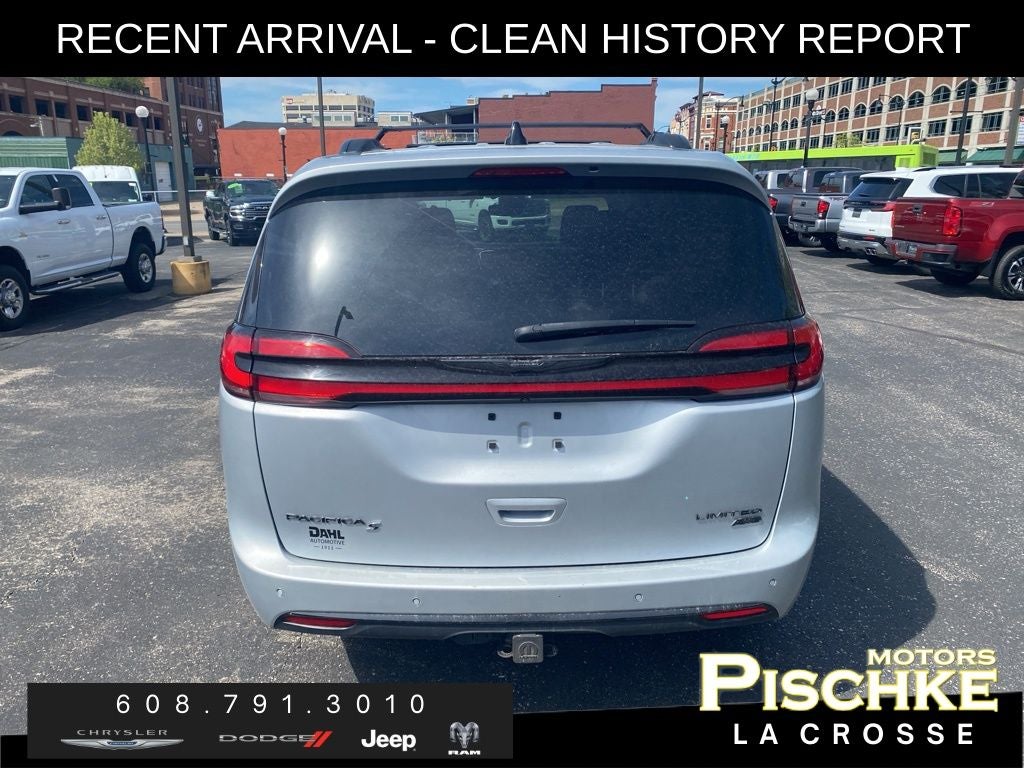 2023 Chrysler Pacifica Limited AWD
