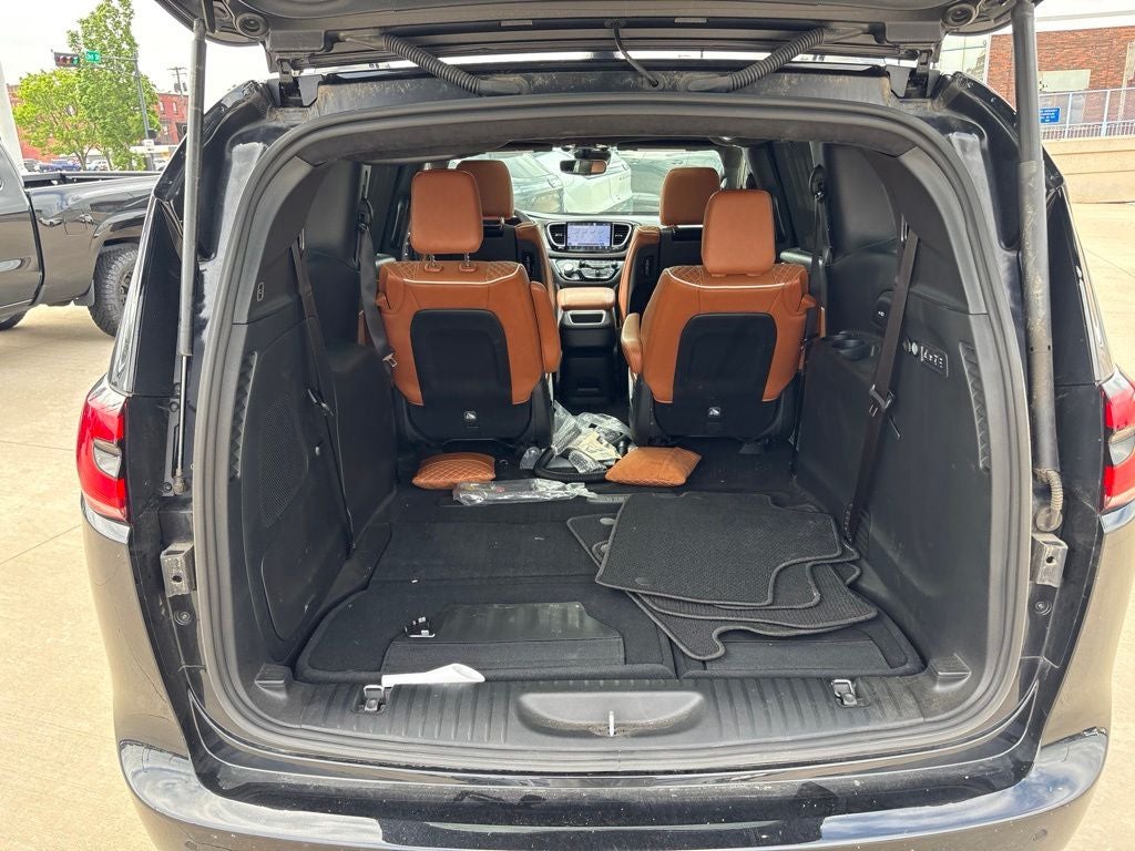 2024 Chrysler Pacifica Pinnacle AWD