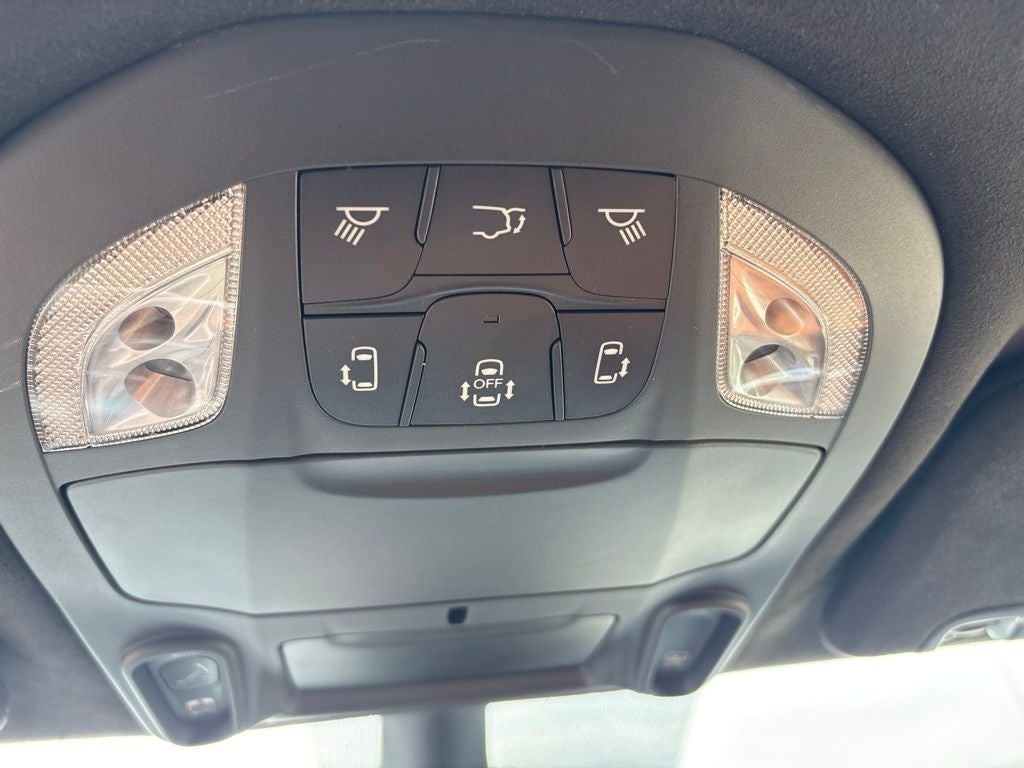 2024 Chrysler Pacifica Pinnacle AWD