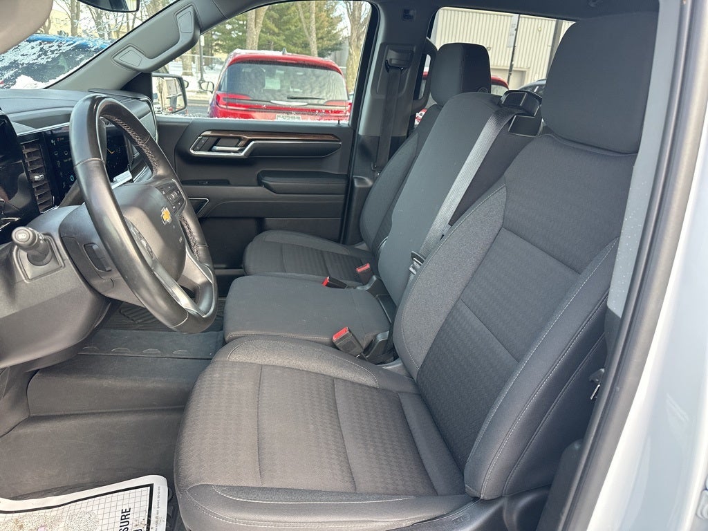 2024 Chevrolet Silverado 1500 4WD Crew Cab Short Bed LT