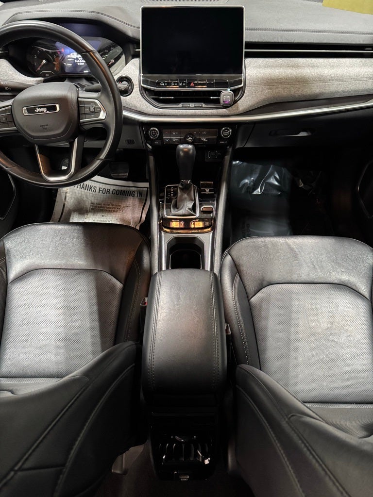 2022 Jeep Compass Latitude Lux 4x4